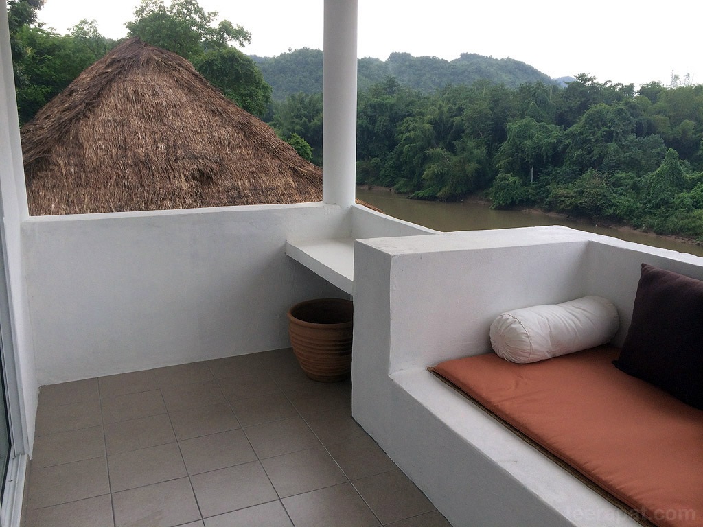 ระเบียงของห้องด้านบน PingPaLee_06