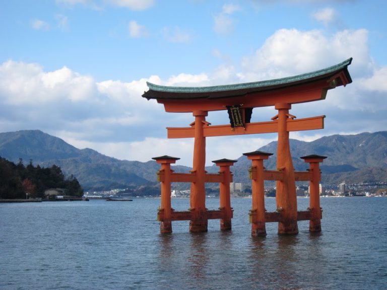 ข้ามทะเลไปชม Torii และศาลเจ้าบนเกาะ miyajima ที่เมือง hiroshima – osaka ตอนที่ 7.1