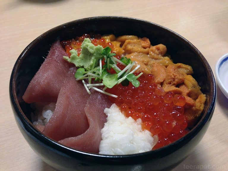ข้าวหน้าไข่หอยเม่น ดมบุริชายะ – Hokkaido ตอนที่ 11.1