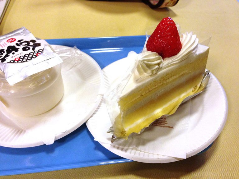 กินขนมจิบชากาแฟที่ The Sun Kuroudo – Hokkaido ตอนที่ 8.3