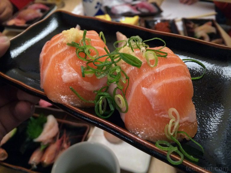 ซูชิหน้าล้นร้าน Uoshin ที่ Osaka – Japan 2014 ตอนที่ 1.2