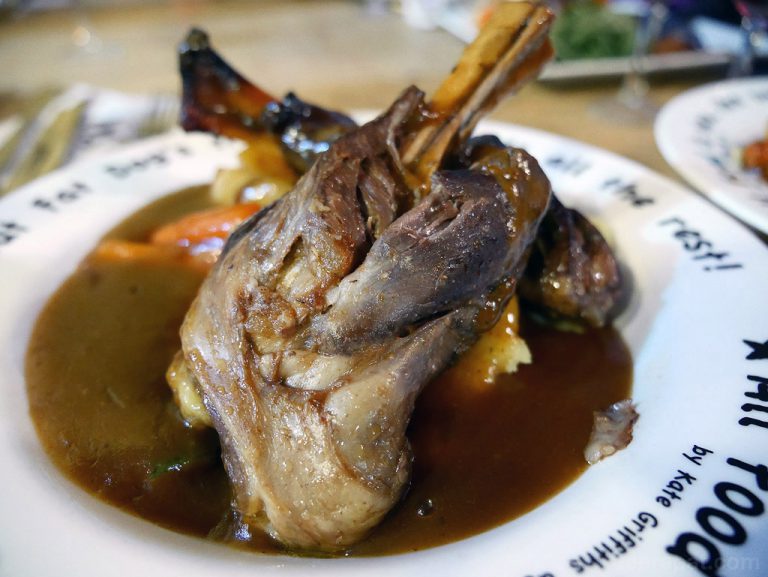 ข้าวเย็นที่ร้าน Fat Dog Cafe & Bar, Rotorua – New Zealand 2014 ตอนที่ 2.4