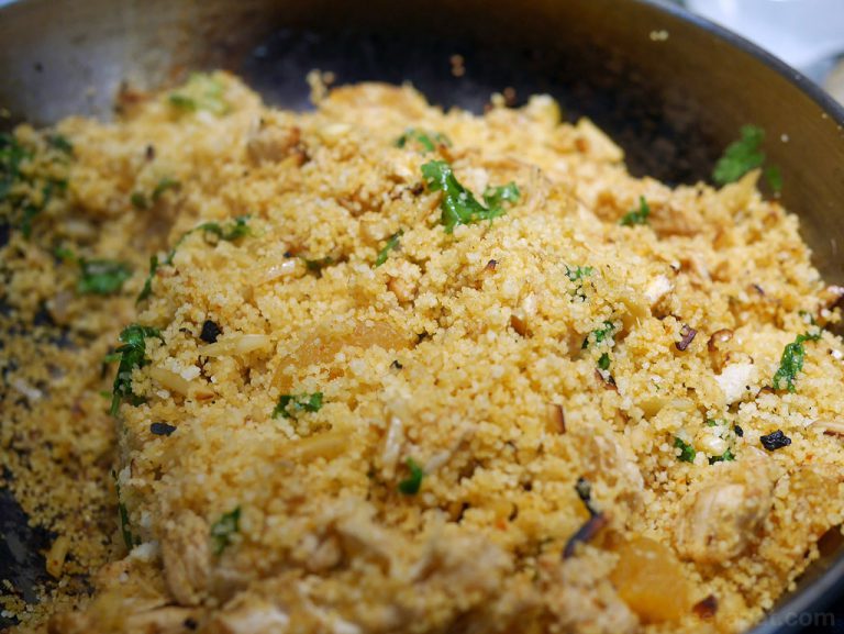 Spicy Chicken Couscous – คูสคูสไก่รสเผ็ด