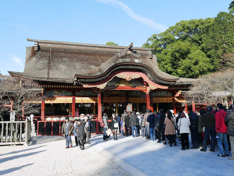 เดินเที่ยวและสวดมนต์ขอพรที่ Dazaifu – Kyushu 2014 ตอนที่ 2.1