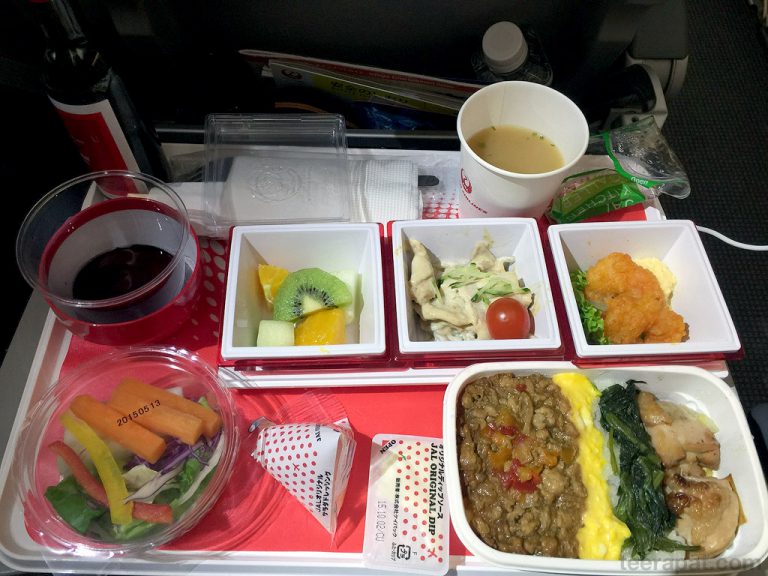 รีวิว Japan Airlines กรุงเทพ – โตเกียว (ฮาเนดะ)