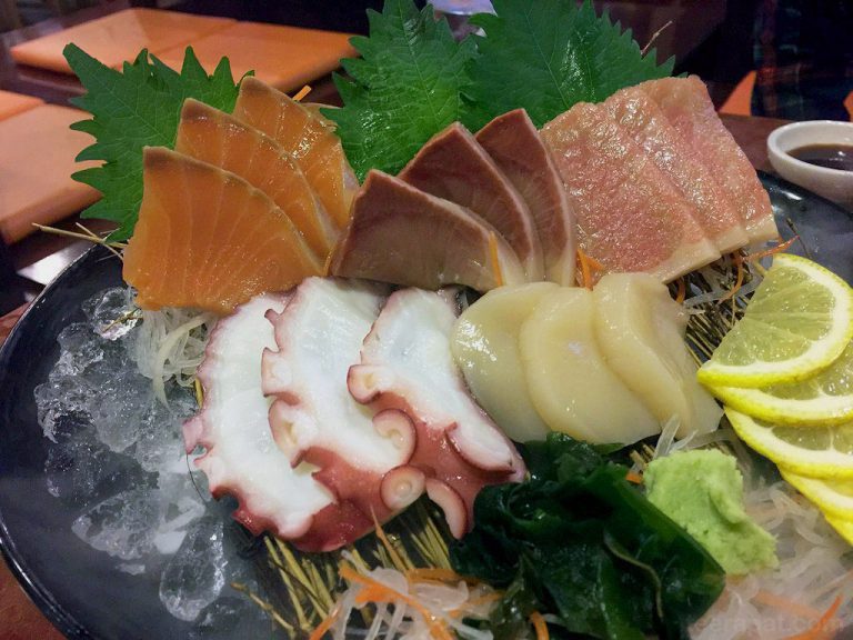 8 ร้าน Izakaya น่าไปลองในกรุงเทพ