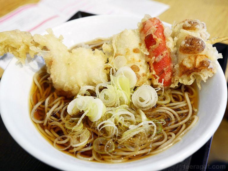 Iwamoto Q โซบะย่าน Kabukicho, Shinjuku