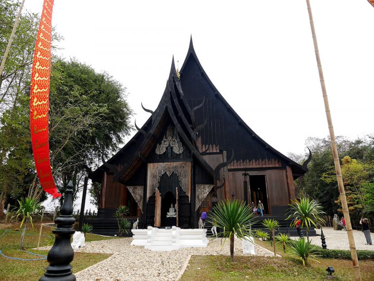 พิพิธภัณฑ์บ้านดำ เชียงราย