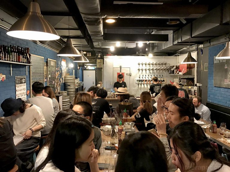 TAP The Ale Project คราฟท์เบียร์บาร์ สถานี Mong Kok – Hong Kong