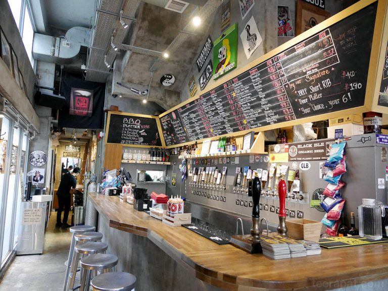 Roundhouse คราฟท์เบียร์บาร์ สถานี Central – Hong Kong