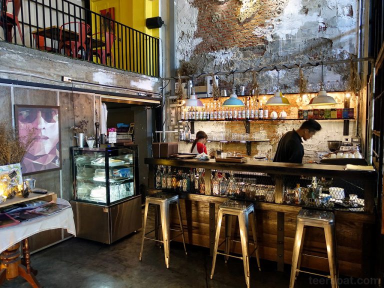 Wolf’s Den ร้านกาแฟเท่ๆ อุดรธานี