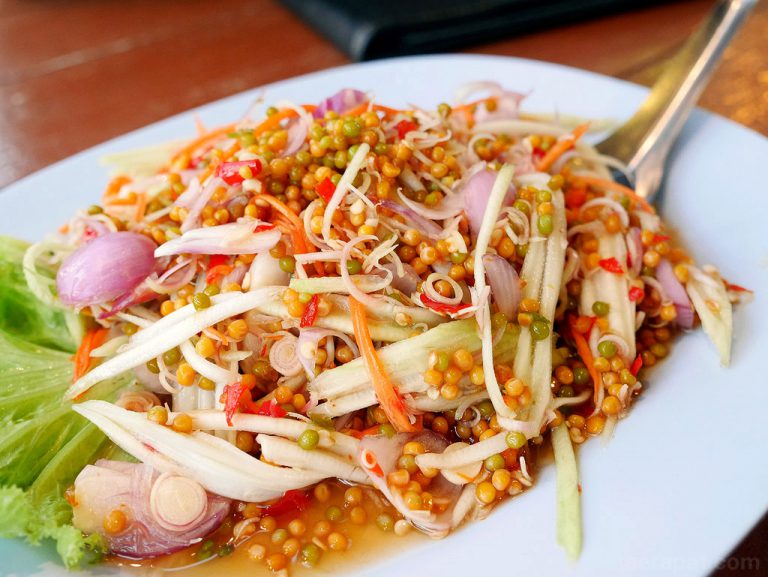 ร้านทิวธารา อาหารทะเล ตราด