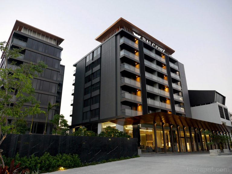 Balcony Seaside โรงแรมดีไซน์สวยเรียบ – ศรีราชา ชลบุรี