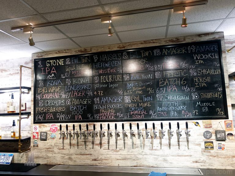 Burger Joint จิบคราฟท์เบียร์แกล้มเบอร์เกอร์สไตล์ New York – สิงคโปร์