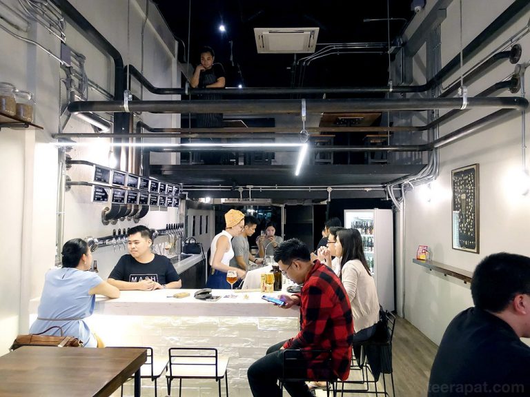 MASH คราฟท์เบียร์ร้านสวยใจกลางเมือง – ซอยคอนแวนต์ สีลม