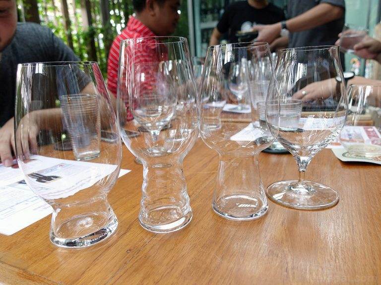 2203 x Spiegelau x Captain Barrel ชิมเบียร์ในแก้วพิเศษที่ร้าน 2203