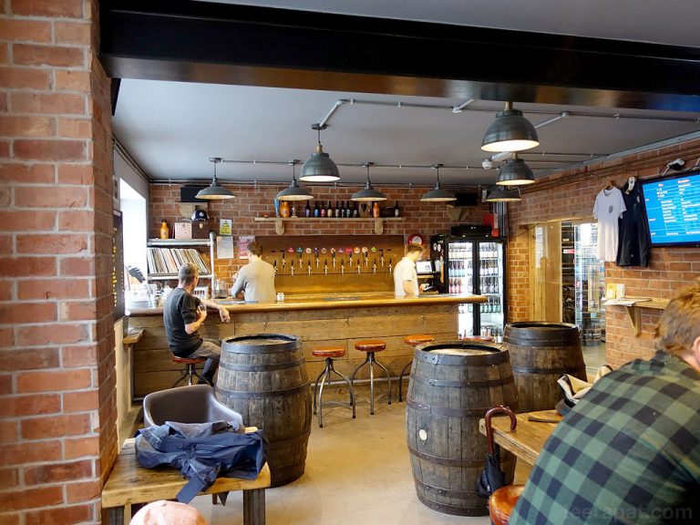 จิบเบียร์สดที่โรงเบียร์ Mondo Brewing – London