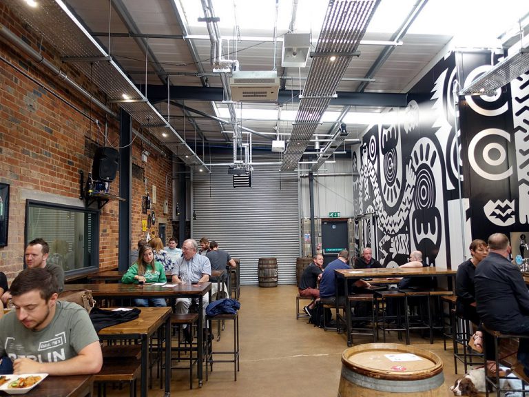 เยี่ยมชมโรงเบียร์ Magic Rock Brewing เมือง Huddersfield – ประเทศอังกฤษ