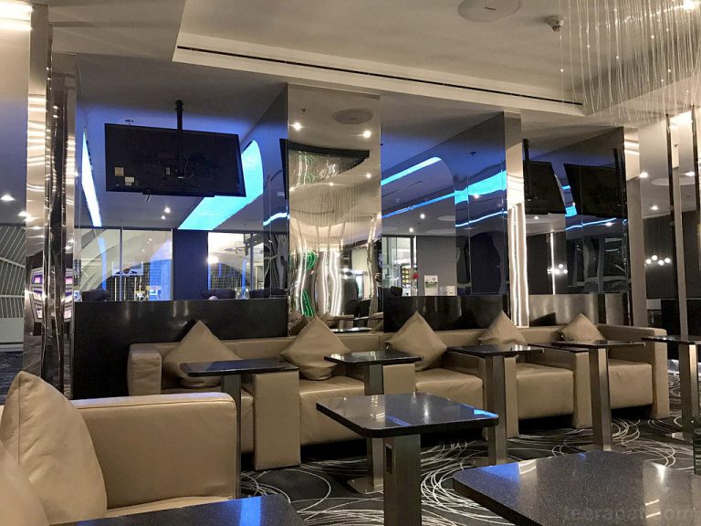 รีวิว EVA AIR Lounge สนามบินสุวรรณภูมิ