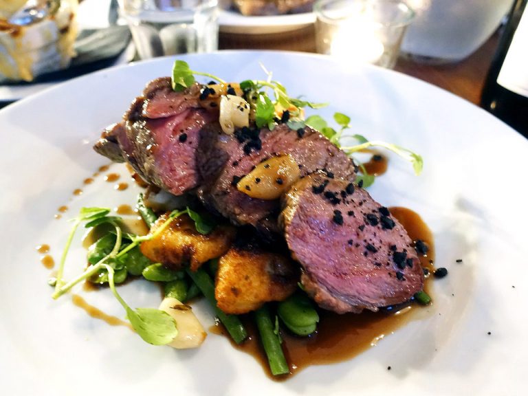 TNQ – The Northern Quarter Restaurant & Bar Manchester – ประเทศอังกฤษ