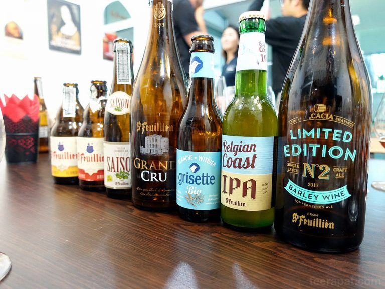 จิบเบียร์เบลเยี่ยม St Feuillien ที่ฐานทัพ Captain Barrel