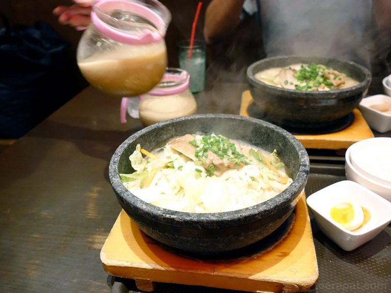 Tonkotsu Kazan Ramen ราเม็งภูเขาไฟ ชามหินร้อนควันพุ่ง – สุขุมวิท