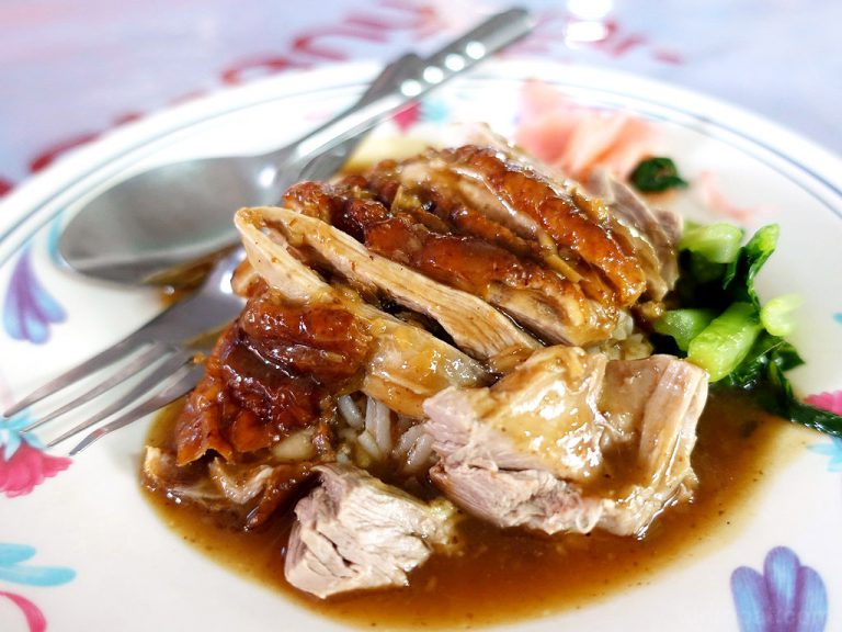 แตนเป็ดย่าง ข้าวหน้าเป็ด ก๋วยเตี๋ยวเป็ด ร้านดัง – ลพบุรี