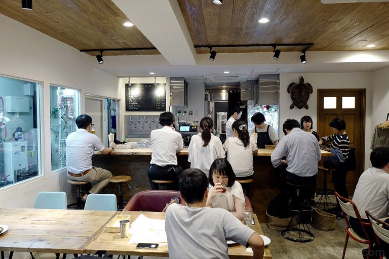 Sakazuki Brewing คราฟท์บริวผับแห่งแรกที่มาจากการระดมทุน สถานี Kitasenju – Tokyo