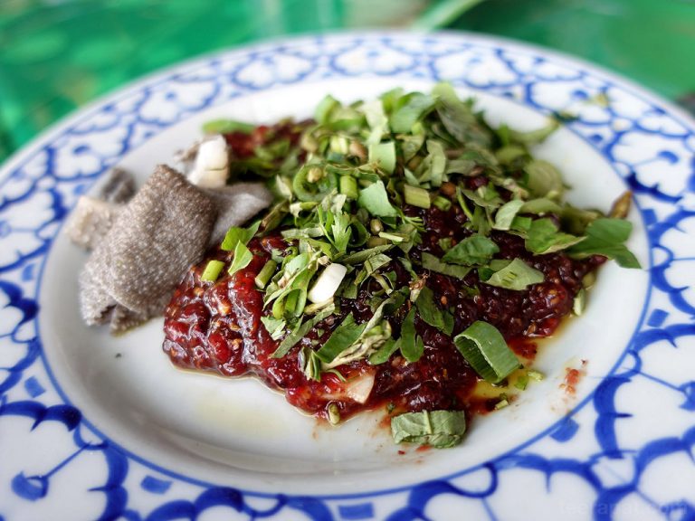 ลองกอย ลาบขม สันทราย เชียงใหม่