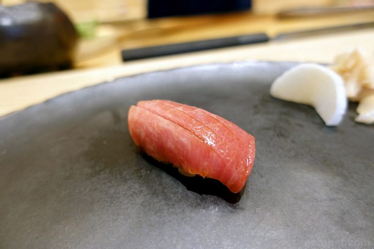 Sushi Niwa ซูชิแบบโอมากาเสะ ในซอยร่วมฤดี