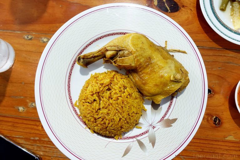 ครัวนาคนาวา ข้าวหมกไก่ไฮโซ เขาใหญ่