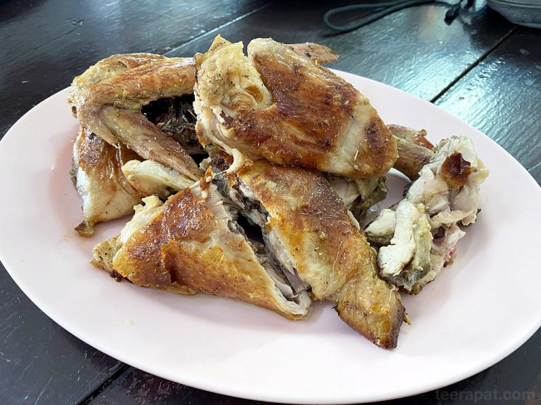 ไก่ย่างสืบศิริ ไก่ย่างและอาหารอีสานเจ้าอร่อย เมืองโคราช