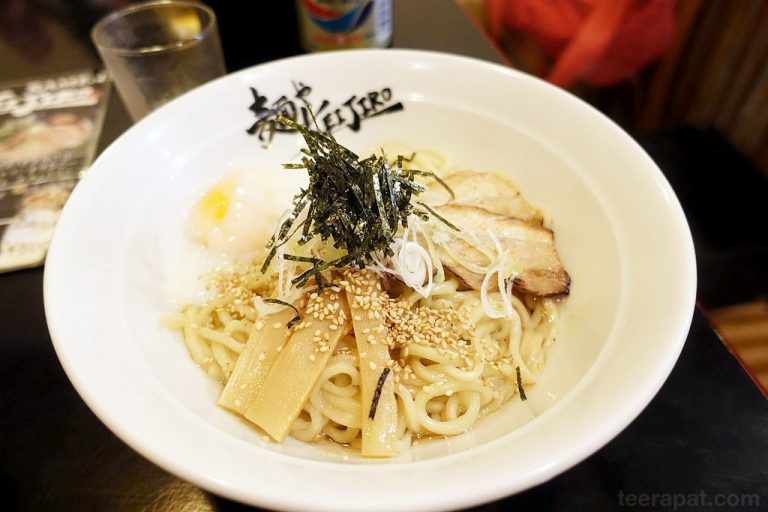 Menya Keijiro สึเคะเม็งและมาเสะเม็งร้านอร่อยบนเกาะ Okinawa