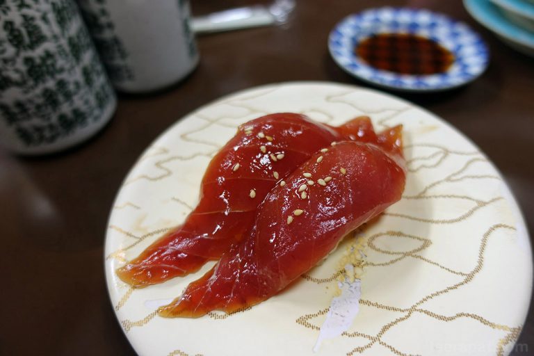 Gurume Sushi ซูชิสายพานย่าน Chatan เกาะ Okinawa