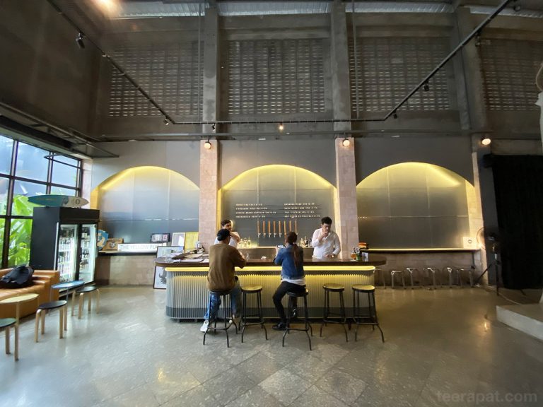 Yellow Pug คราฟท์เบียร์บาร์ร้านสวย บรรยากาศดี ถนนวัวลาย เชียงใหม่