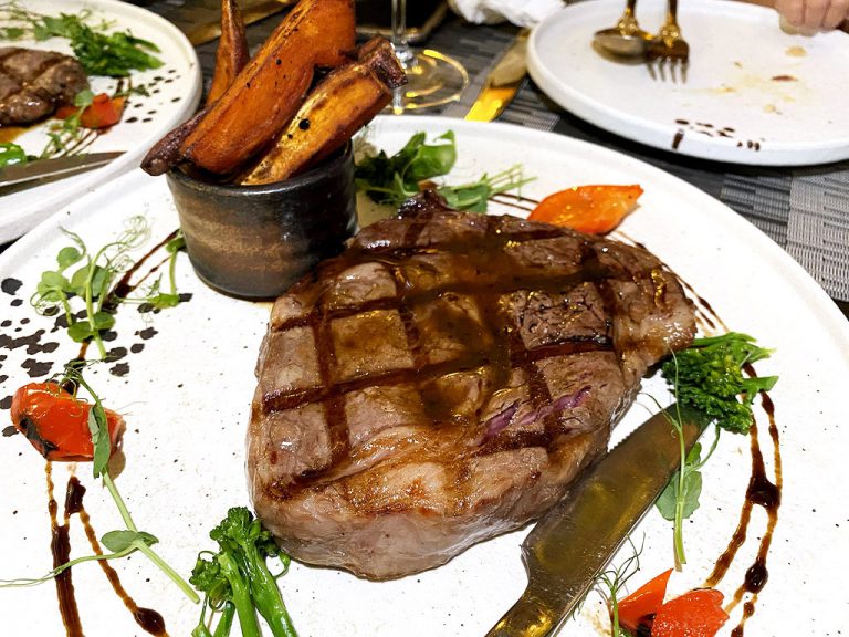 24 Steakhouse ร้านสเต็กเนื้อหมักวิสกี้ สนามบินน้ำ นนทบุรี