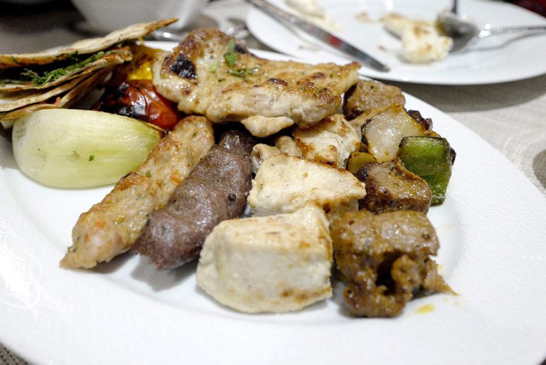 Al Saray อาหารเลบานอนและอินเดีย สาขาถนนสีลม