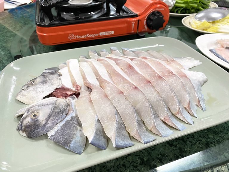 นิยมรส ปลาเต๋าเต้ยหม้อไฟ อาหารจีนแต้จิ๋วเจ้าเก่าแก่ หาดใหญ่